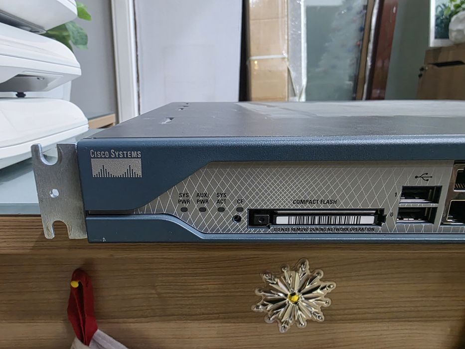 Маршрутизатор Cisco 2811 CISCO2811-HSEC/K9