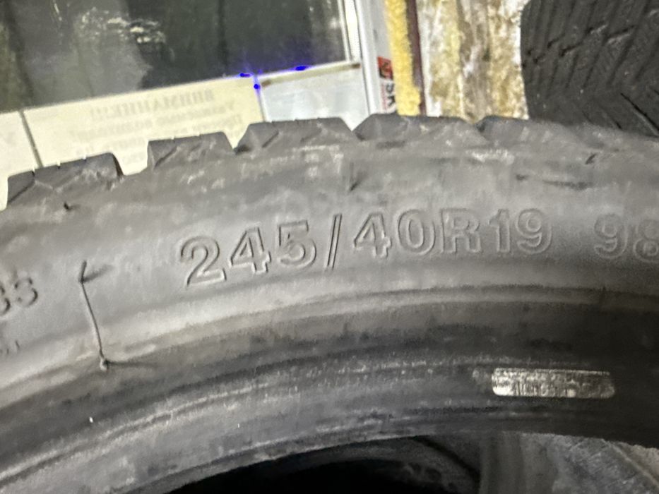 Зимний Шина 245/40/19