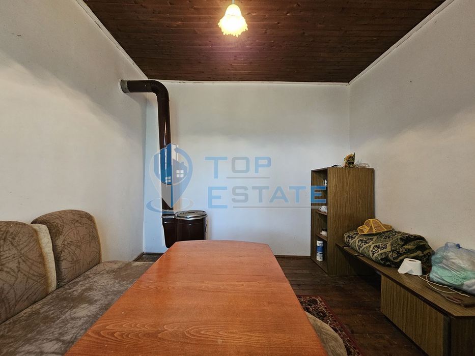 Къща в Велико Търново, област-с.Горна Липница площ 75 цена 27000