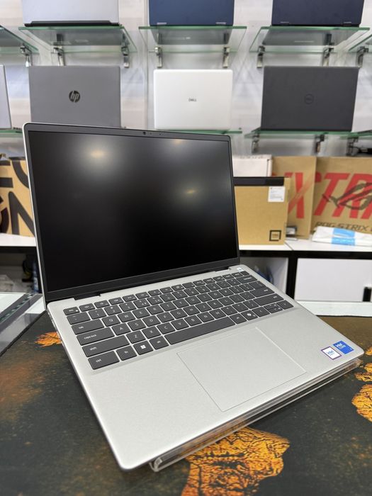 Noutbuk Dell Pro 14 Essential Intel Core 7-150U 16GB 1TB новый Yangi