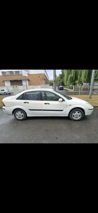 Vând Ford focus mk1 2004 1.6