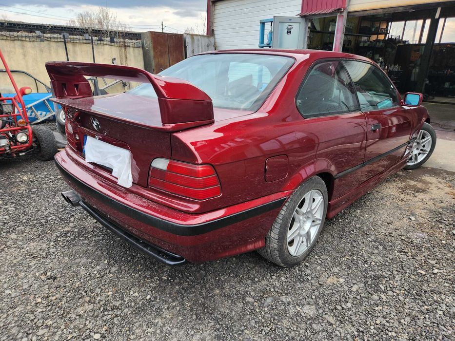 Vand BMW E36 318is 1994 original 140cp 4600e