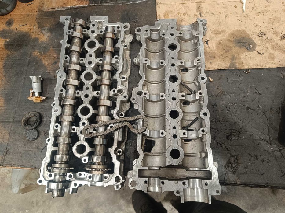 Разпределителни валове комплект с касета за 1.5 хди дизел Пежо Ситроен