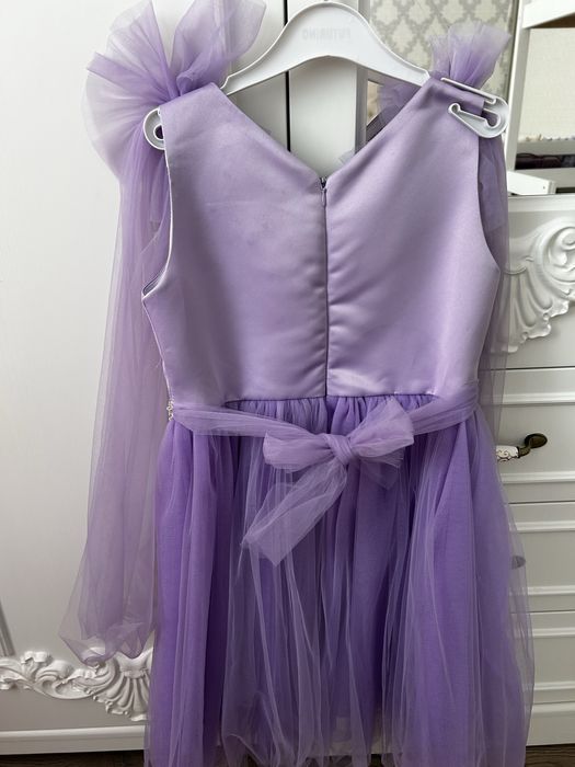 Продам платье нарядное