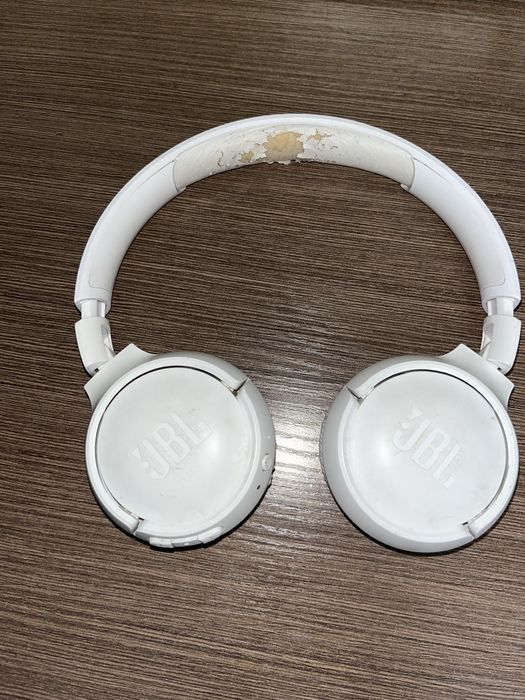 Наушники JBL TUNE520
