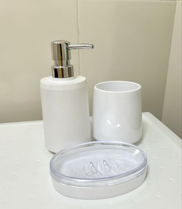 Махровые халаты (белые) + подарок