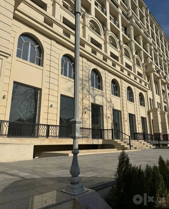 Центрда квартира сотилади