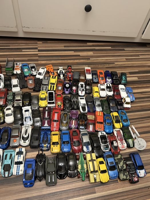 Colectie hot wheels desfacute