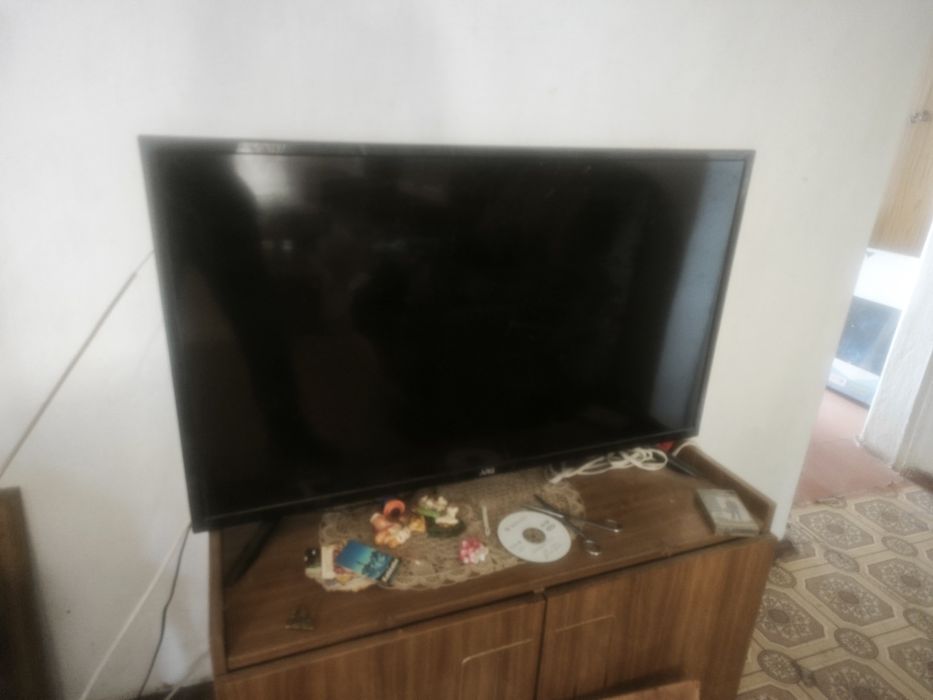 Телевизор ARG 103cm