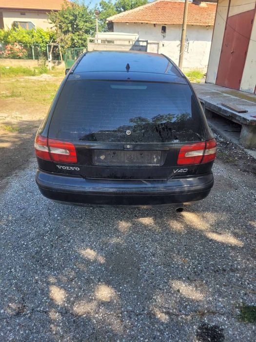 Волво В40 Volvo V40