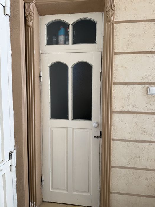 Eshik Deraza yaxshi holatda