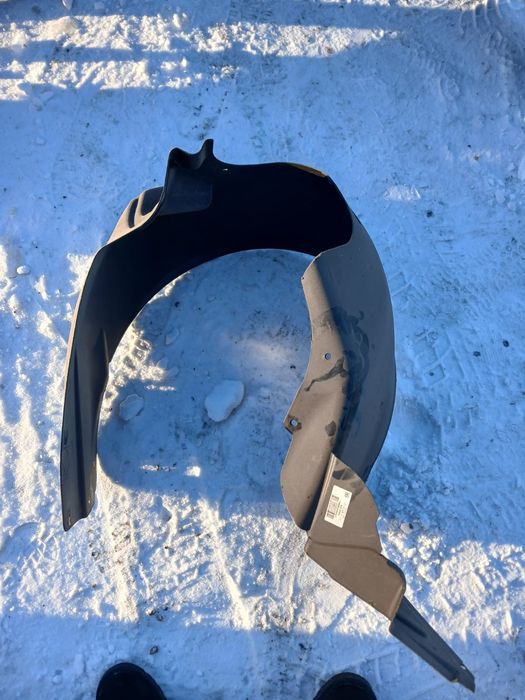 Вампер подкрильник