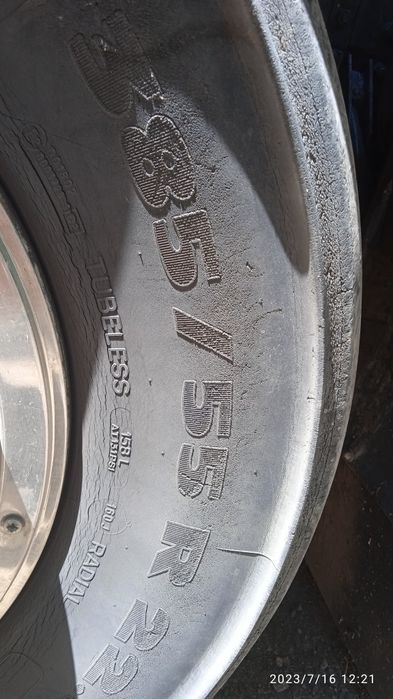 Продам 2 колеса.