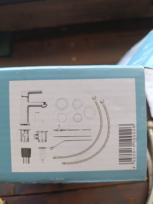 Смесител и напорни кранове