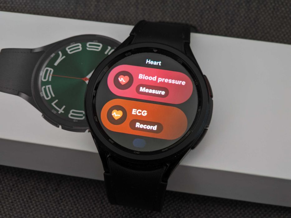 Smartwatch ceas Samsung Galaxy Watch 6 Classic 47mm - Garantie+Cadou