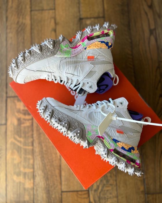 Nike OFF WHITE X Terra Forma
