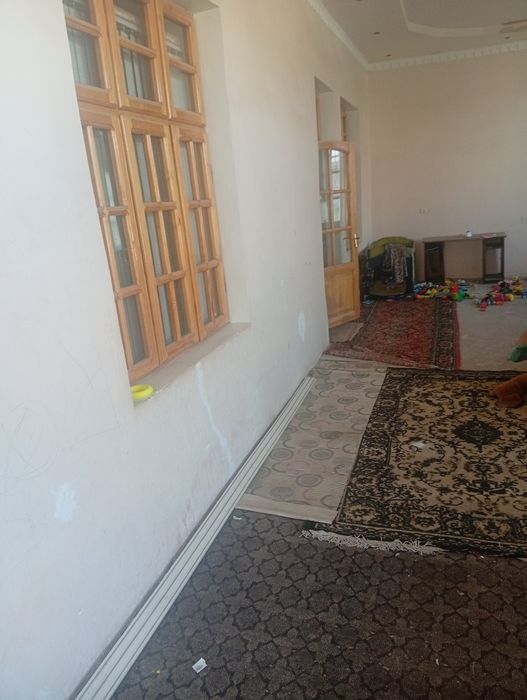 Ijaraga qoʻyaman er xotin ayol va qizlar talabalar narxini kelshamiz