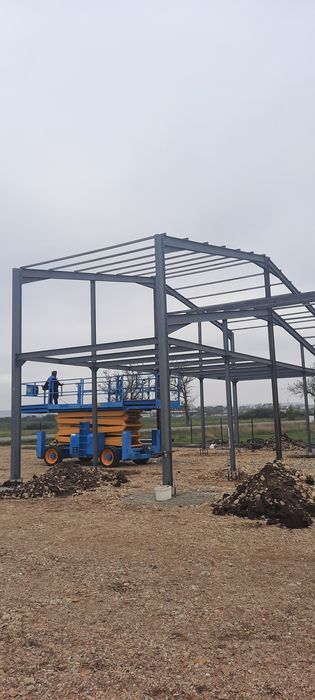 Vând hale metalice  asiguram si montaj lucrăm fără avans