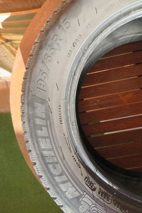 2 броя всесезонни Michelin CrossCLIMAT 195/65/15 95V