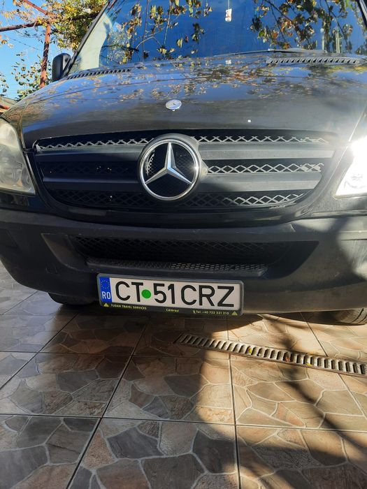 Vând Mercedes Sprinter.