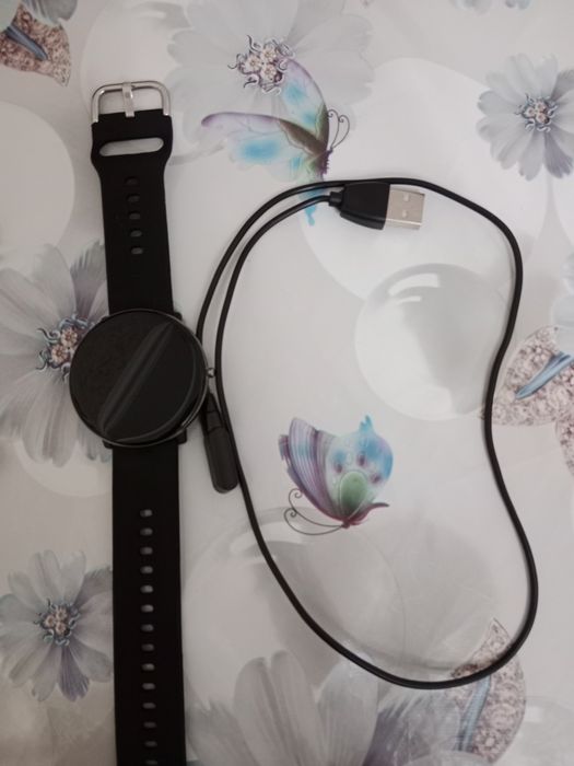 Продам фитнес часы