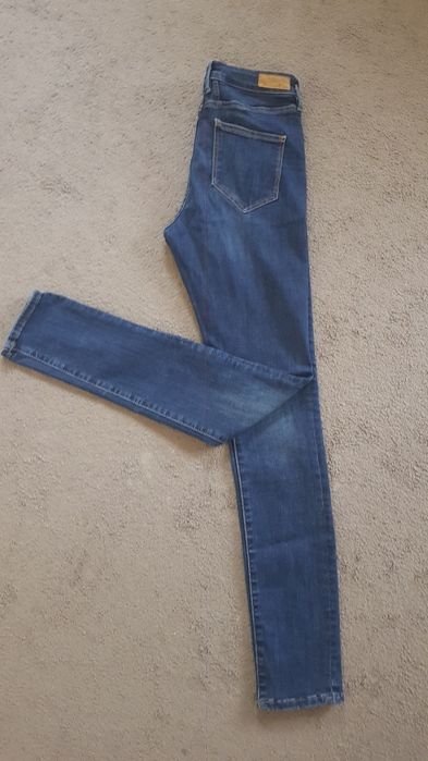 Blugi dama Skinny Edc by Esprit mar s urmariti dimensiunile