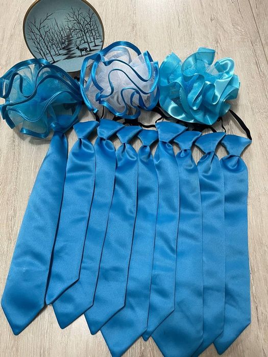 Галстуки, бабочки