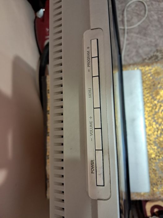 Телевизор Филипс продам.