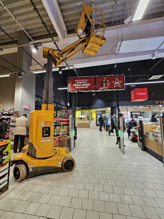 De inchiriat nacela-nacele diesel&electrice