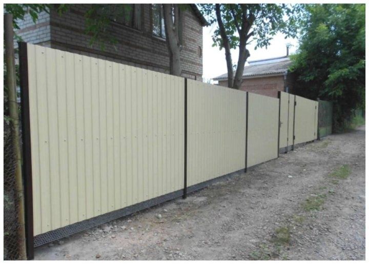 Заборы, ограждения, ворота