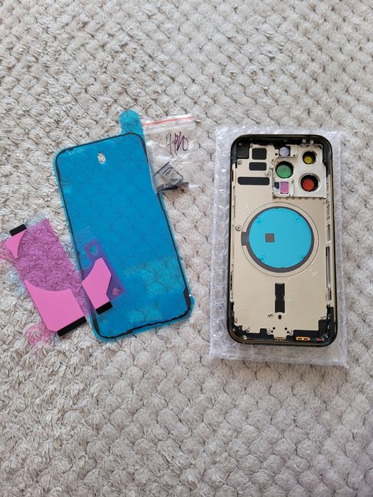 Display (diagnostic) și carcasă Iphone 14 Pro, noi