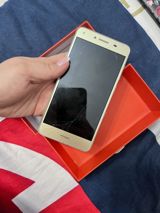 Продам телефон