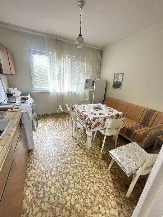 Продава се Тристаен апартамент в Пловдив, Кючук Париж - 86 кв.м за 790 €/кв.м - Снимка #9