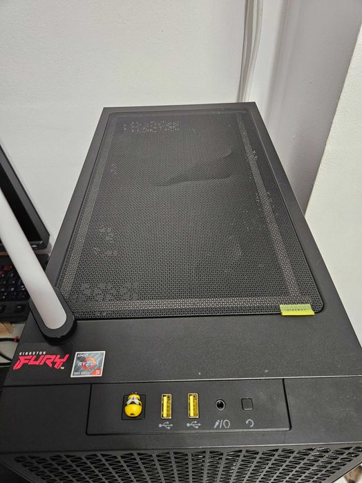 Ryzen 5 7600 RX 6750XT 32GB DDR5 5200Mhz