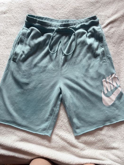 Pantaloni scurti Nike pentru barbati