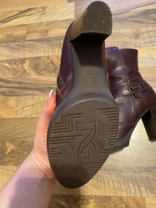 Nero Giardini боти на ток