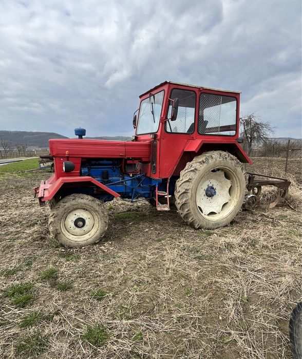 Vând tractor u650