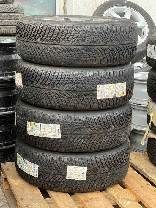 Чисто нови Зимни Гуми 215 55 18 Michelin Pilot Alpin 5 Дот 4522