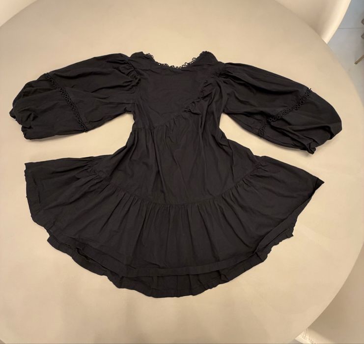 Rochie neagra scurta