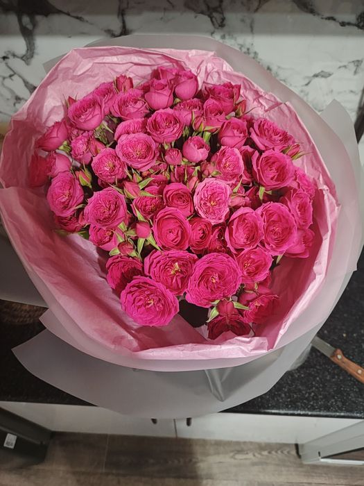 Розу хороший букет вчера брали