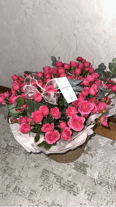 Әдемі гүл букеттері тапсырыспен