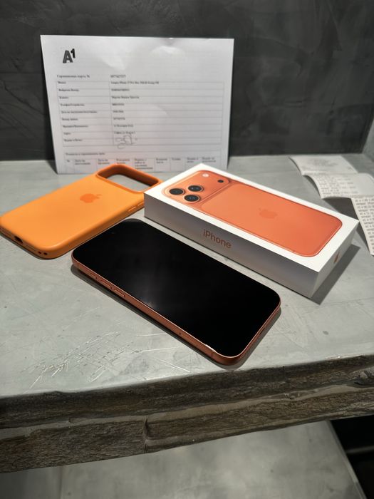 КАТО ЧИСТО НОВ Iphone 17 Pro Max Orange + 2г Гаранция