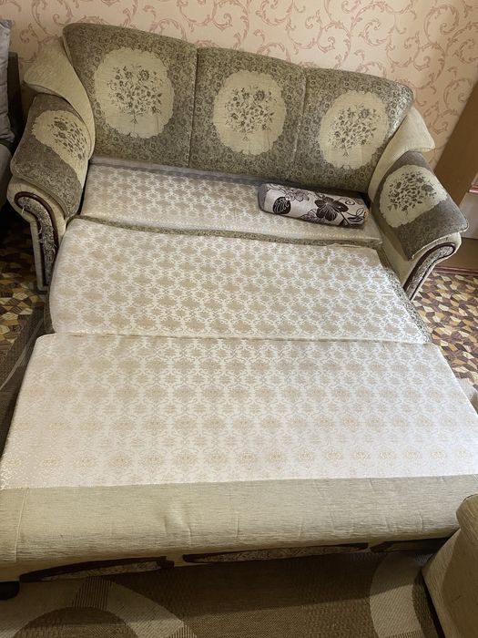Продам диван и кресло