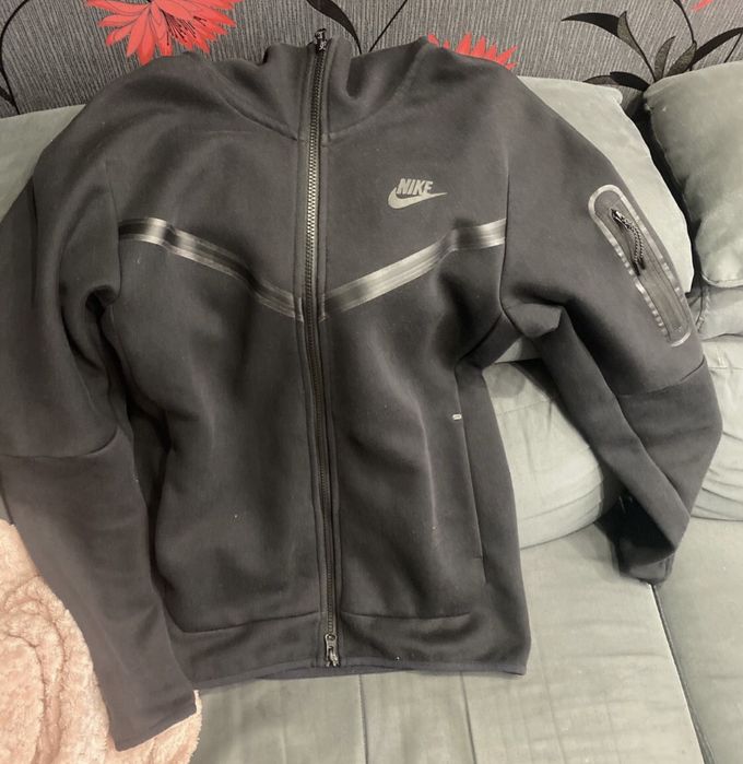 Nike tech negru stare perfecta