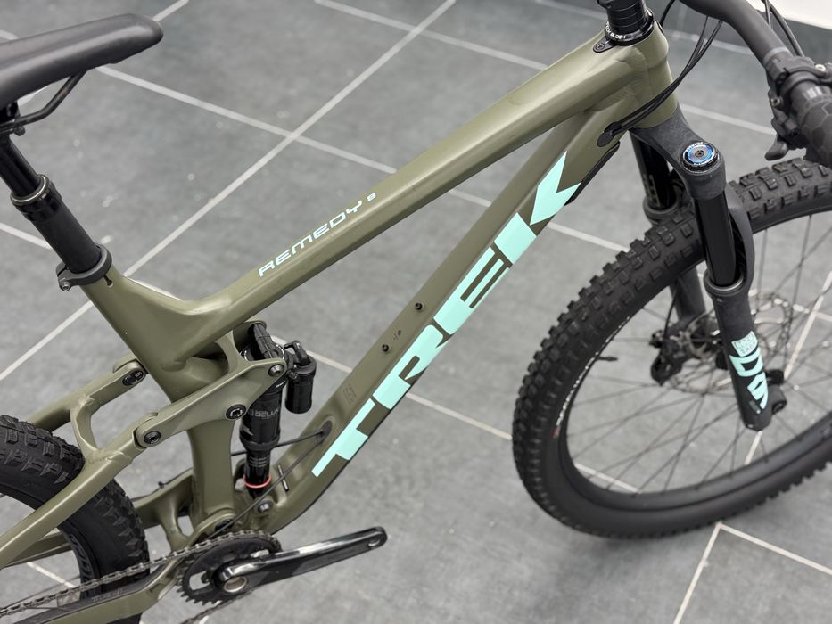 Trek Remedy 8 Gray L размер 1х12 Shimano XT 27.5 цола