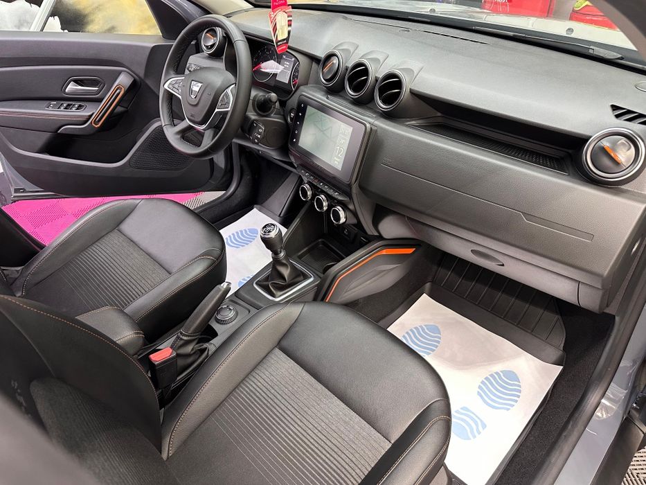 Dacia Duster blue dCI 115 4x4 Extreme
