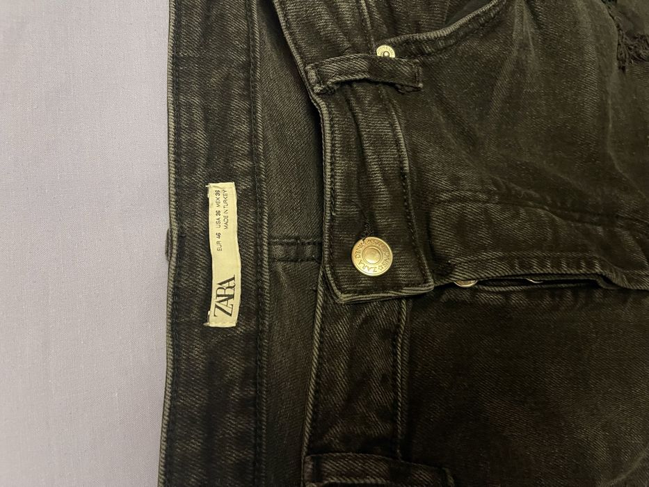 Blugi rupti barbati zara 46