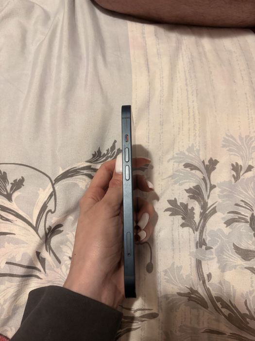 Vând Iphone 13, 128 gb