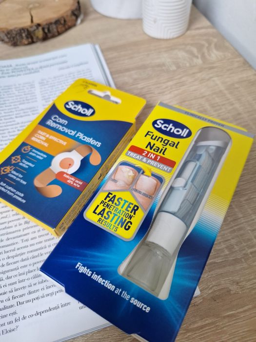 Pachet Scholl: Tratament Micoza Unghiei 2in1 + Plasturi Bătături, Noi