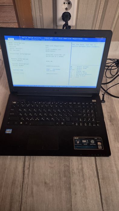Ноутбук ASUS X502C (Core i3 / 4GB RAM)